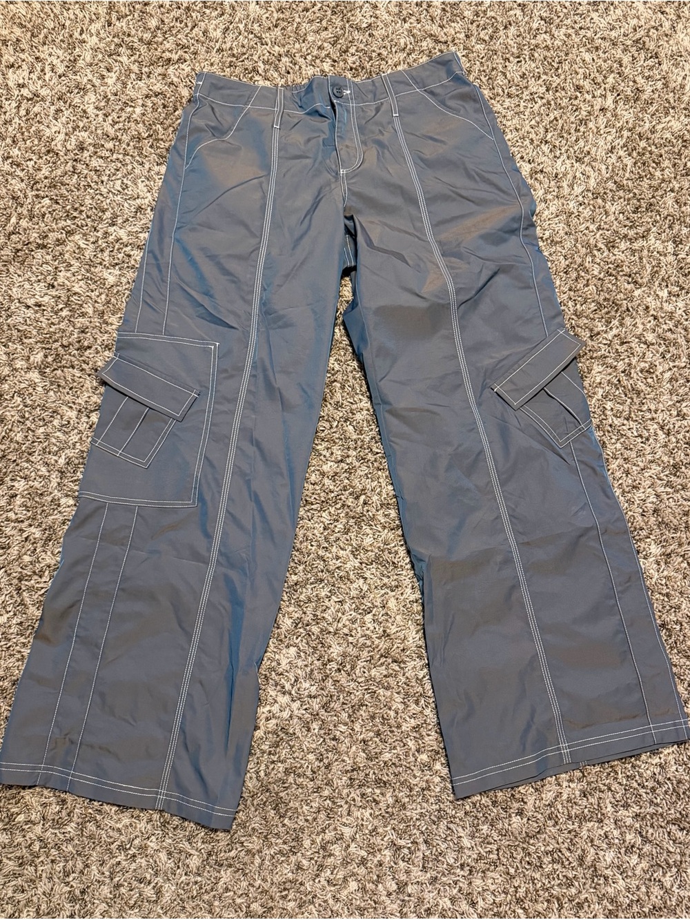 Urban Outfitters UO Y2K Nylon Low-Rise Cargo Pants Size Medium